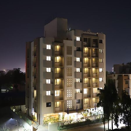 Ebony Residency Hotel Ahmedabad Eksteriør billede