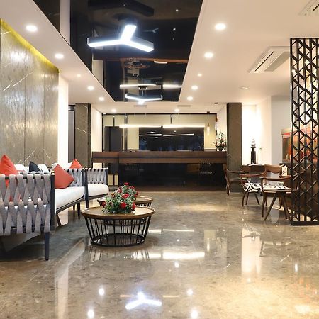 Ebony Residency Hotel Ahmedabad Eksteriør billede
