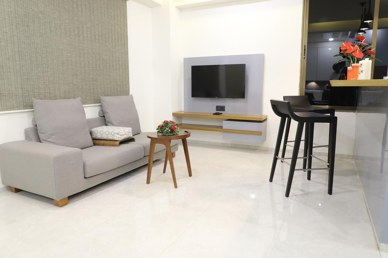 Ebony Residency Hotel Ahmedabad Eksteriør billede