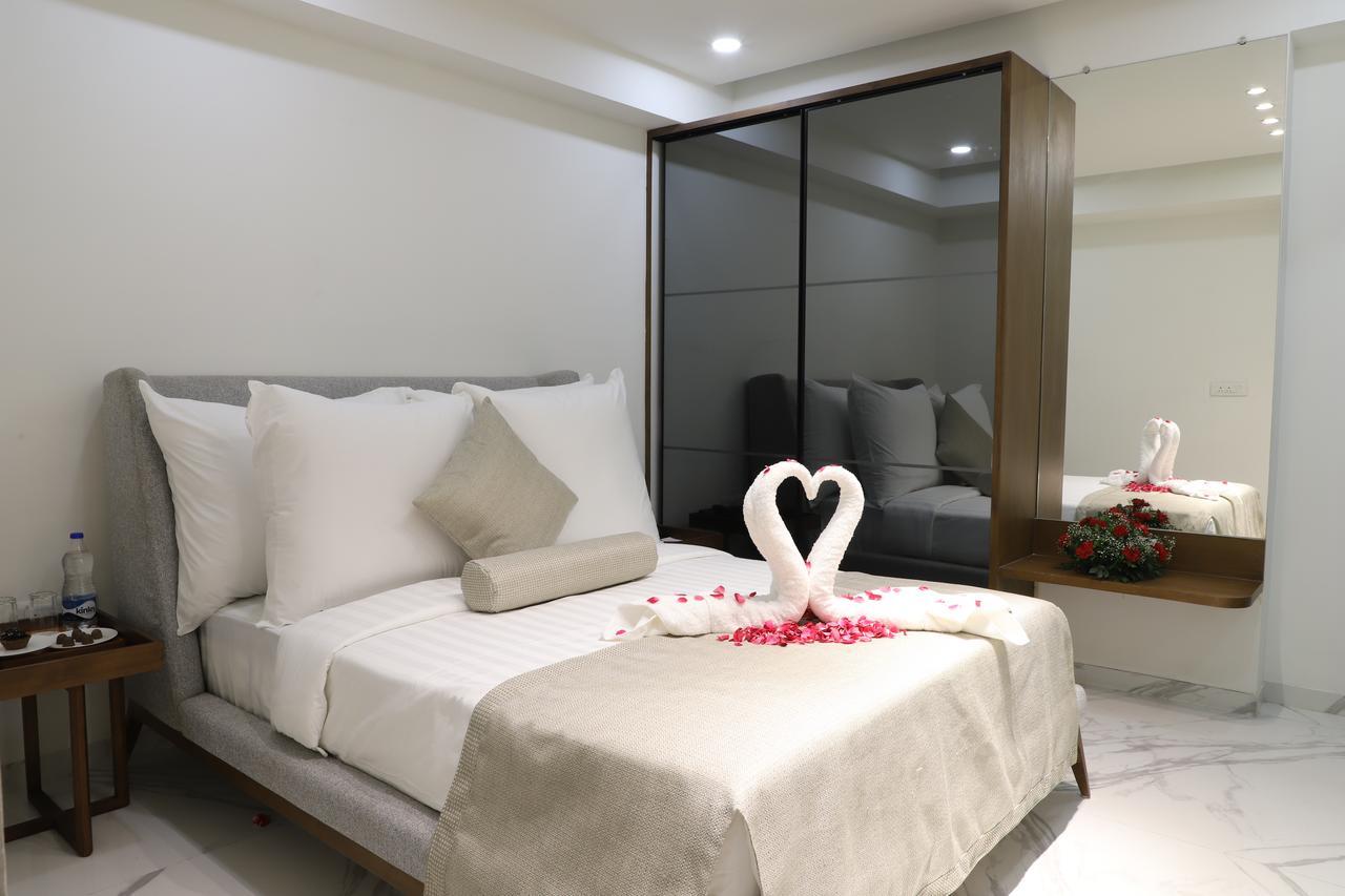 Ebony Residency Hotel Ahmedabad Eksteriør billede
